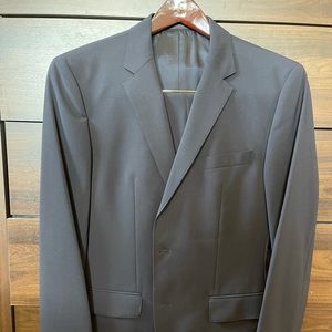Hugo Boss men’s suit